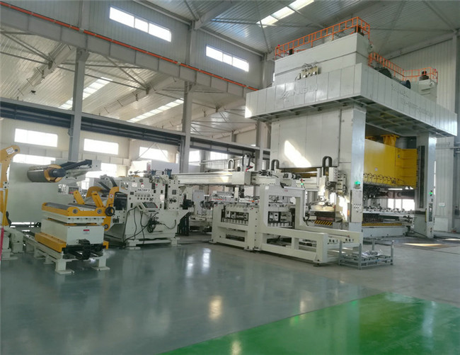 1600大型卷板自動(dòng)化生產(chǎn)線